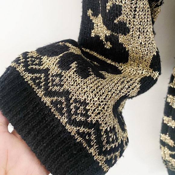 Vintage Gold and black shimmer geometric sweater by Breckenridge - Picture 4 of 4